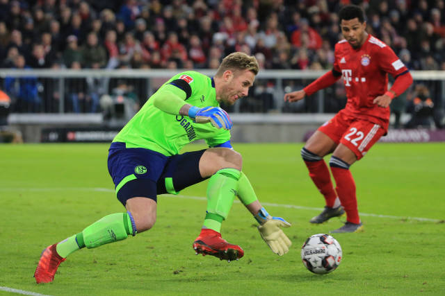 尤其是由勒 尤其是由勒